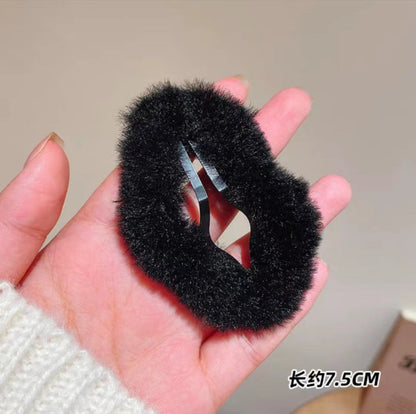 Furry cloud BB clip - Pack of 12 (Net Price Rs.8)