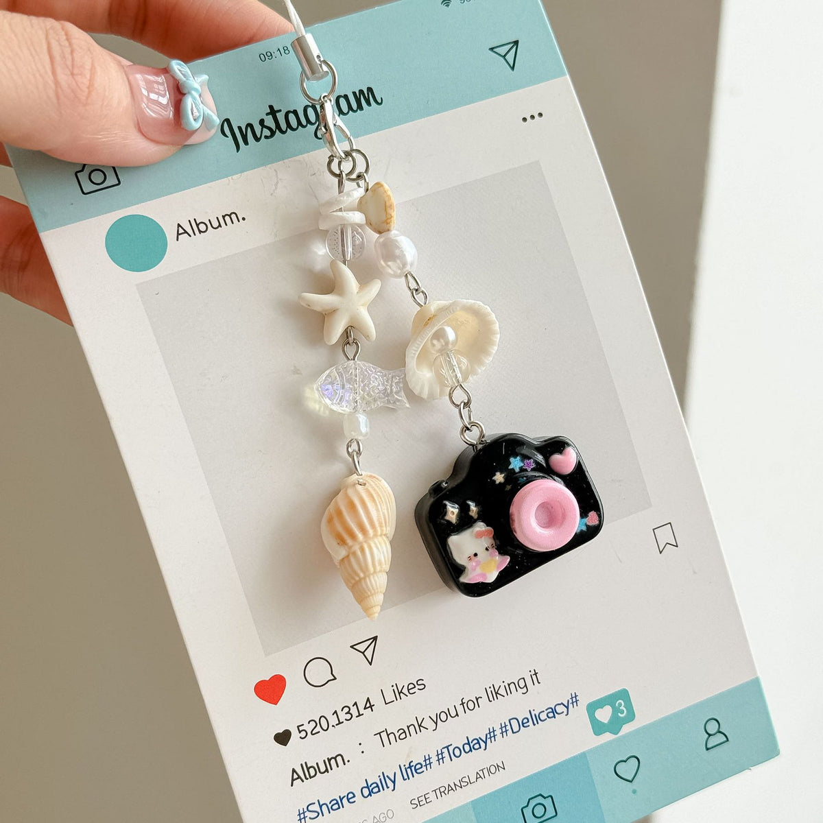 Camera Sea Shell Charm(4 pcs) Net price Rs.65