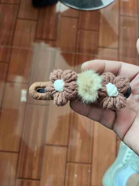 Winter Plush Flower Grabber(Pack of 3) Net Price Rs.45
