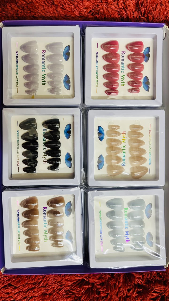 Cat Eye Nails (4 Pcs) Net Price Rs.65