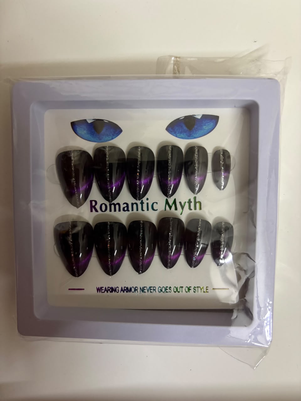 Cat Eye Nails (4 Pcs) Net Price Rs.65