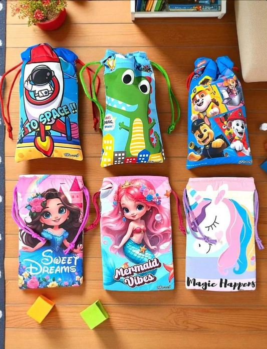 Woven Cartoon Print Gift sacks -Pack of 6 (Net Price Rs.35)