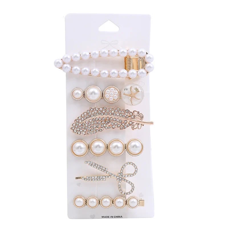 Crystal hair clips (3 packs) Net price Rs. 95